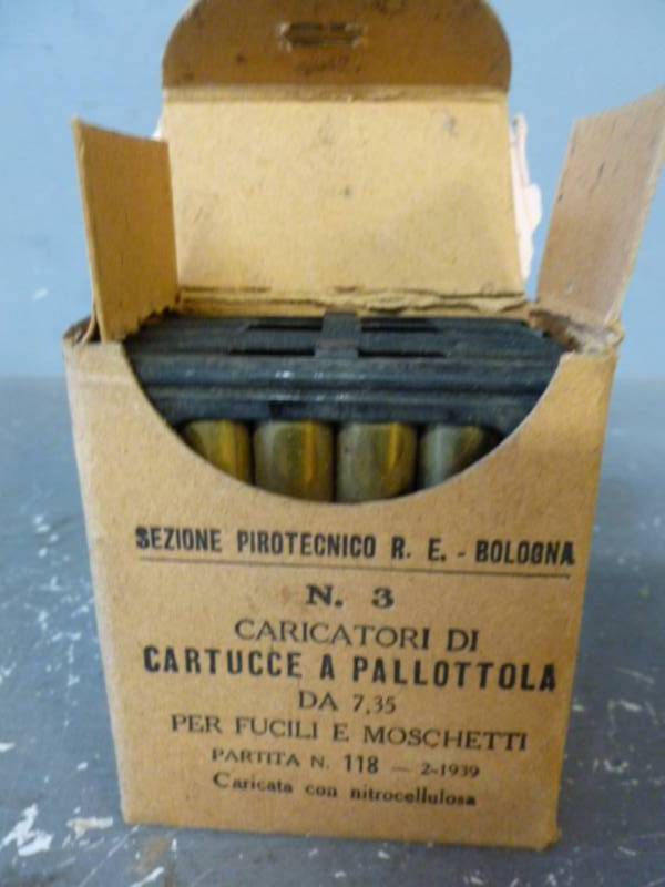lot 211 image: Military Ammo