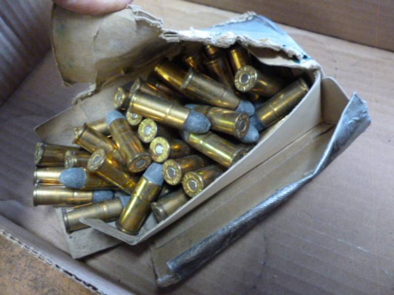 lot 274 image: Vintage Ammo