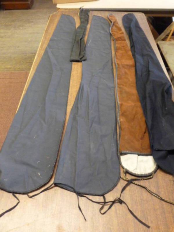 lot 305 image: Gun Cases