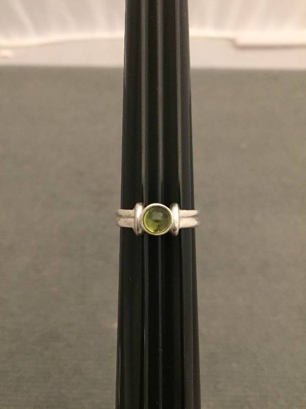 Ring Sterling Silver Green Gemstone