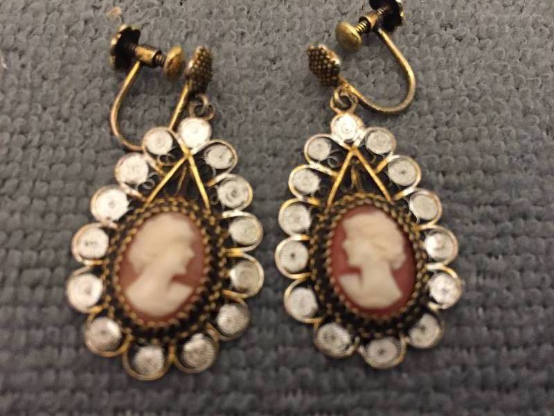 Earrings Cameo Screw Back Dangle Marked 800