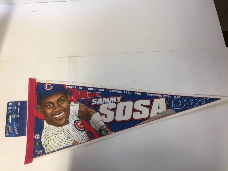 lot 217 image: Baseball Pennant Sammy Sosa