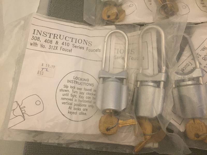 lot 221 image: New Faucet Locks with Keys