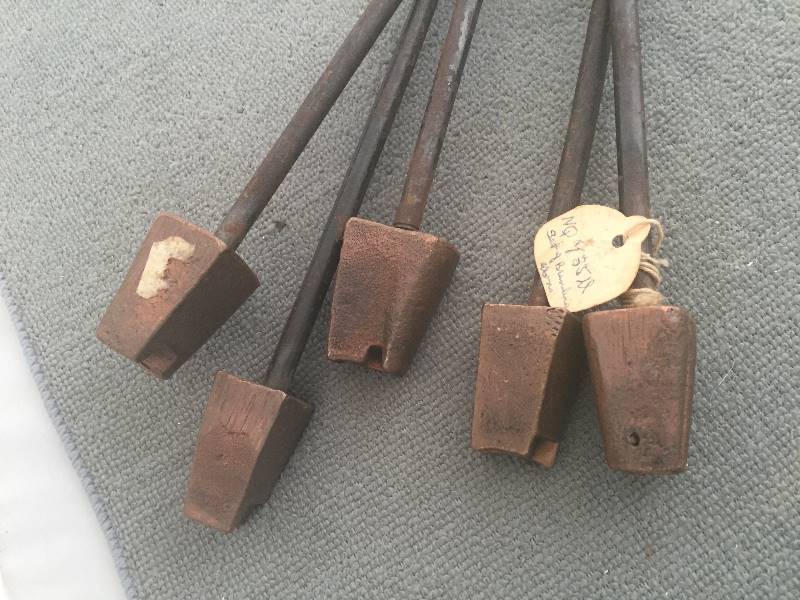 lot 181 image: Vintage 5 Branding Irons OM Franklin Serum Co