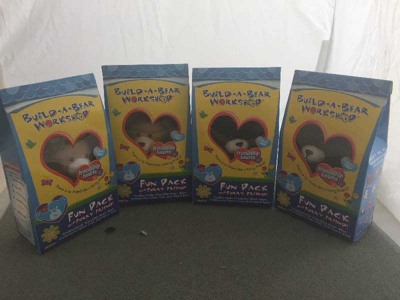lot 223 image: New Build A Bear Fun Packs - Qty 4