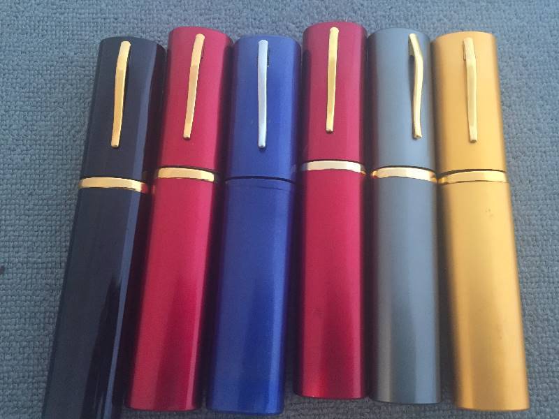 lot 235 image: 6 Pairs Reading Glasses 1.25 - 1.50