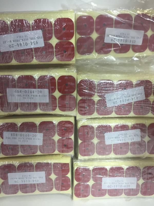 lot 321 image: Huge Lot 3M Adhesive Pads 454-0144-20