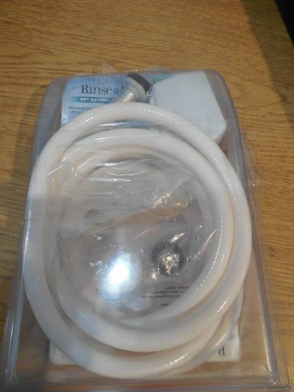 lot 67 image: RINSE ACE IndoorOutdoor Pet Sprayer