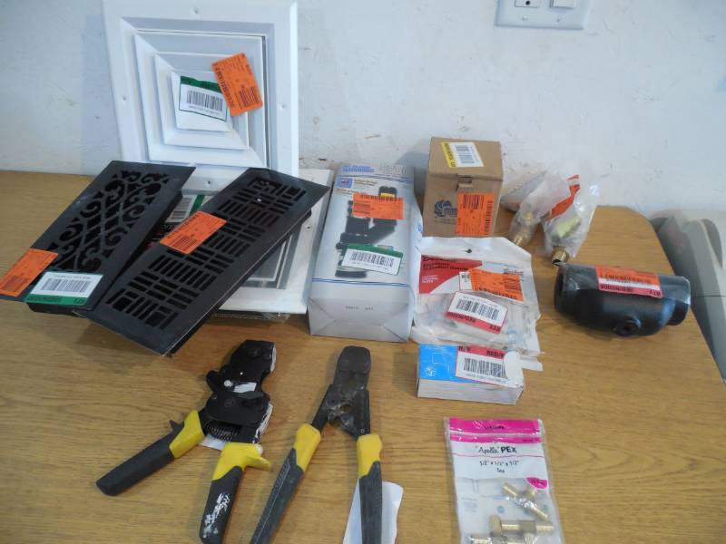 lot 88 image: APOLLO PEX TOOL LOT  MORE