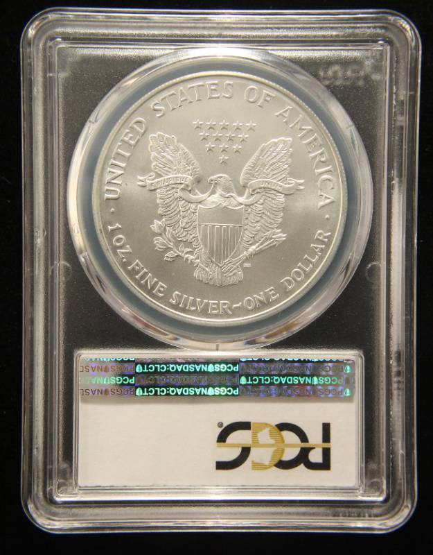 lot 25 image: 2001 AMERICAN SILVER EAGLE 1 TROY OZ. .999 FINE SILVER MS69 PCGS FIRST STRIKE