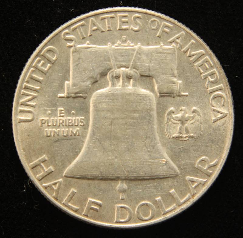 lot 32 image: 1952-D FRANKLIN SILVER HALF DOLLAR