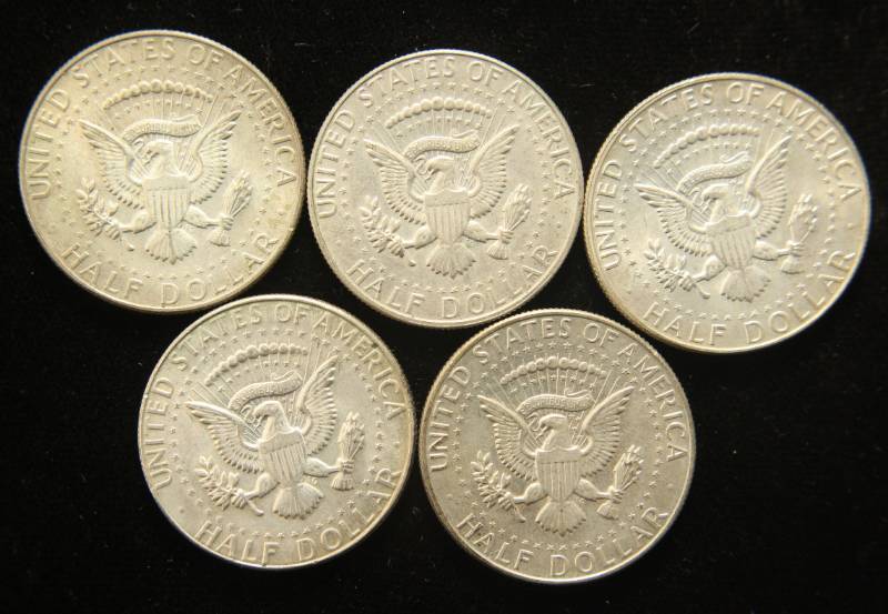 lot 59 image: GROUP OF 5 KENNEDY 40% SILVER HALF DOLLARS