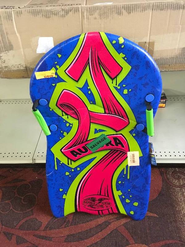 lot 271 image: Flexible Flyer Aurora Sled, Retail $19.99