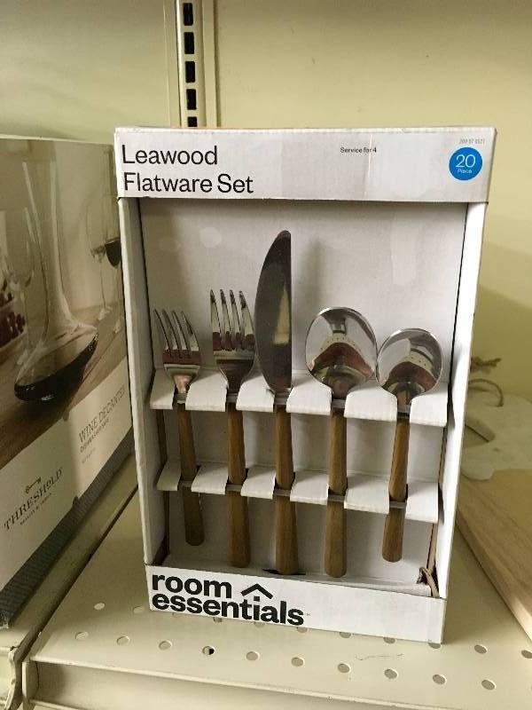 lot 286 image: Room Essentials Leawood Flatware Set, Retail $9.99