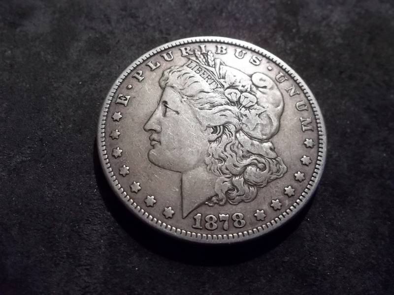 1878 Morgan Silver Dollar With 8 Tail Feathers