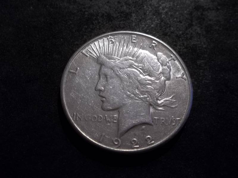 1922 S Silver Peace Dollar