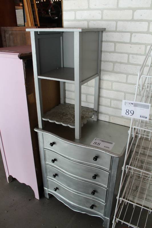 lot 88 image: Matching 4-Drawer Dresser, 2-Tier Side Table