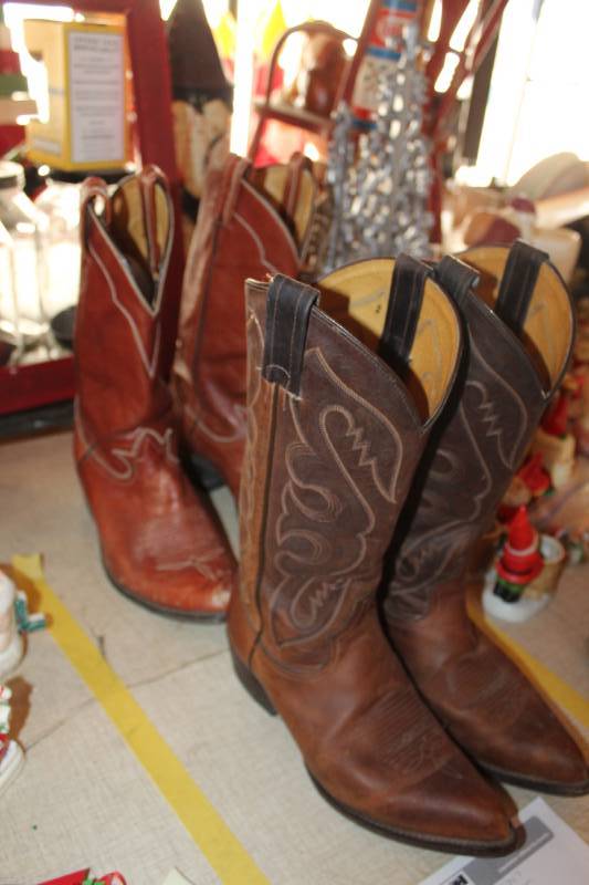 lot 118 image: Pair of Cowboy Boots