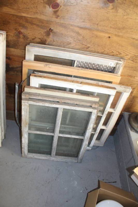 lot 96 image: House Windows - 4 and 6-Pane Glass