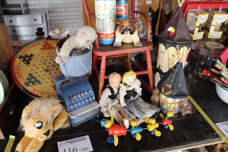 lot 116 image: Vintage Toys - Stuffed Animals, Chinese Checkers, Tinkertoys, And More