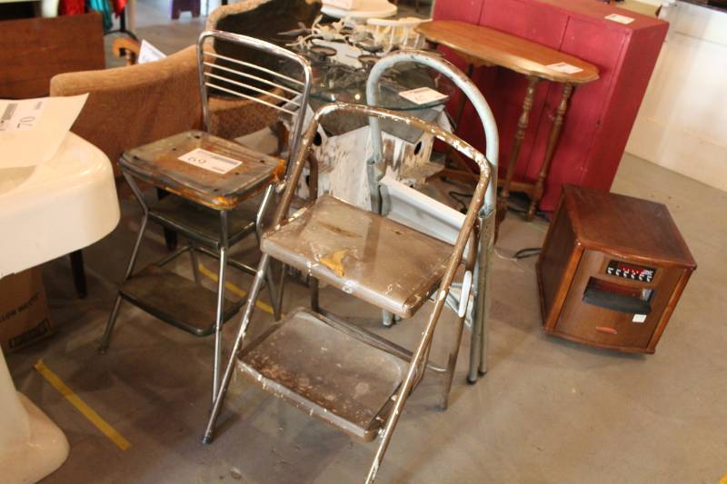 lot 69 image: Old Metal Chair, Metal Steps