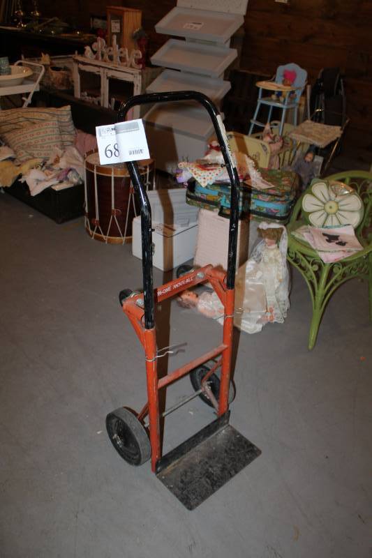 lot 68 image: 4-Wheel Hand Truck