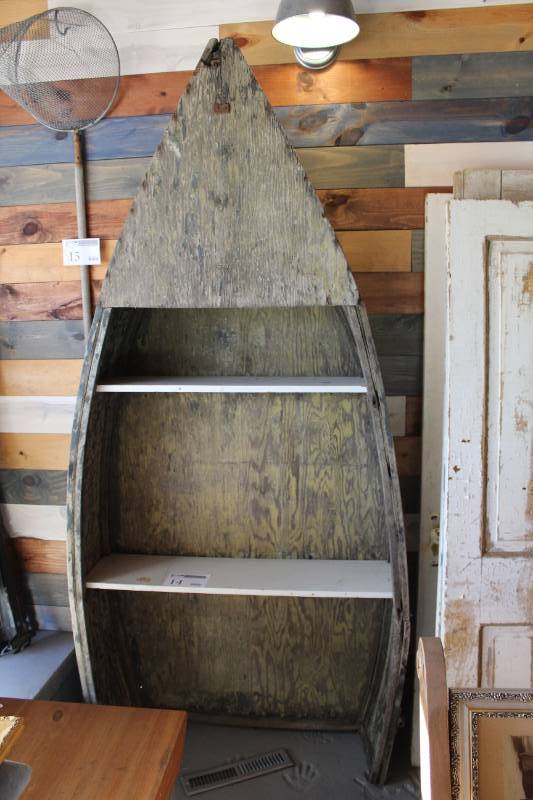 lot 14 image: Fishing Boat Shelf with 2-Shelves