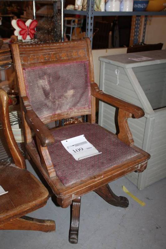 lot 109 image: Wood Chair