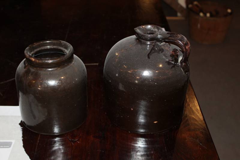 lot 139 image: Jars