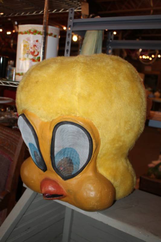 lot 151 image: Vintage Tweety Bird Mascot Costume Head