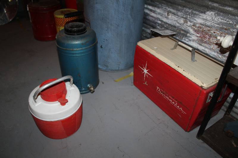 lot 225 image: Vintage Water Coolers, Ice Chest
