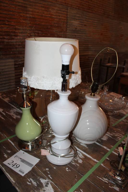 lot 249 image: Table Lamps