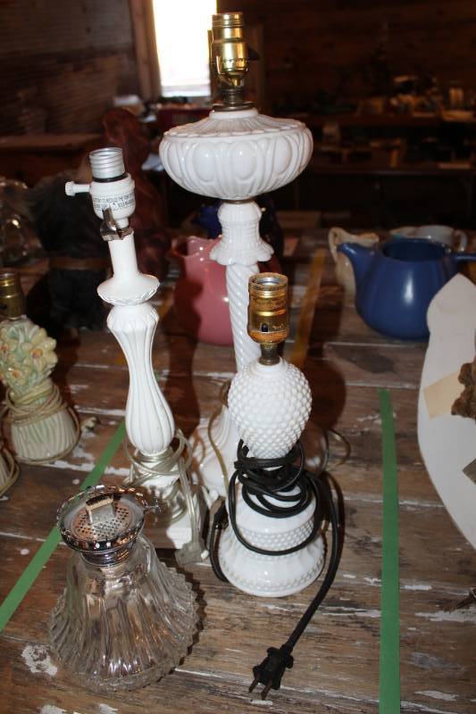 lot 247 image: Table Lamps, Lantern Base