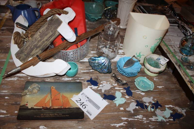 lot 246 image: Seaside Table and Wall Dcor