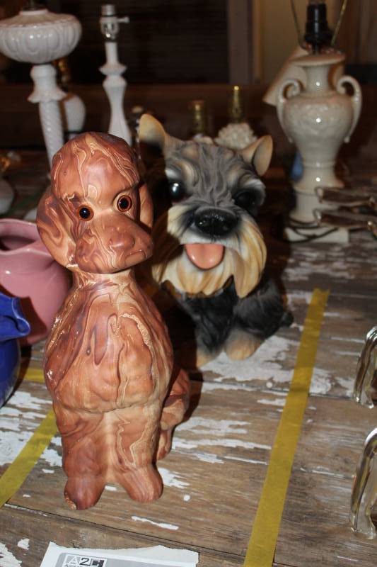 lot 251 image: Dog Statues