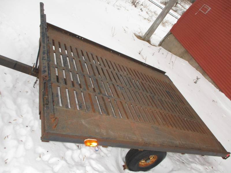 lot 4 image: 1971 Homemade Trailer