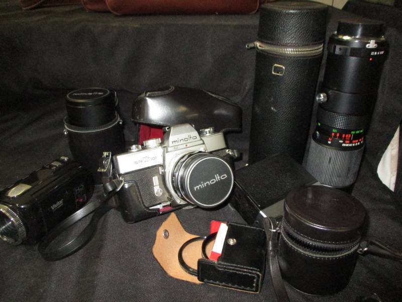 lot 17 image: Minolta SR T 101