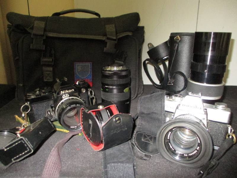 lot 18 image: Nikon and Minoolta SR T101