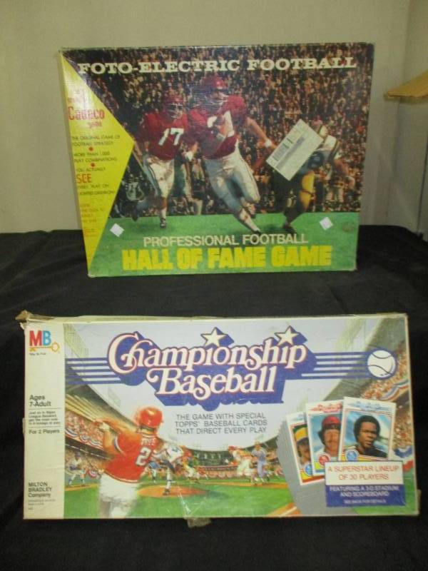 lot 35 image: Professional Hall of Fame football game and Championship Baseball