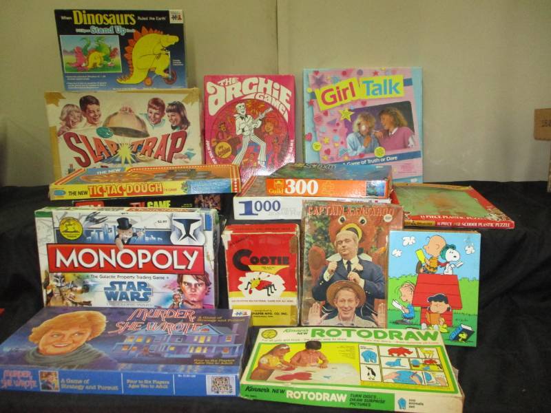 lot 36 image: Old puzzles and games