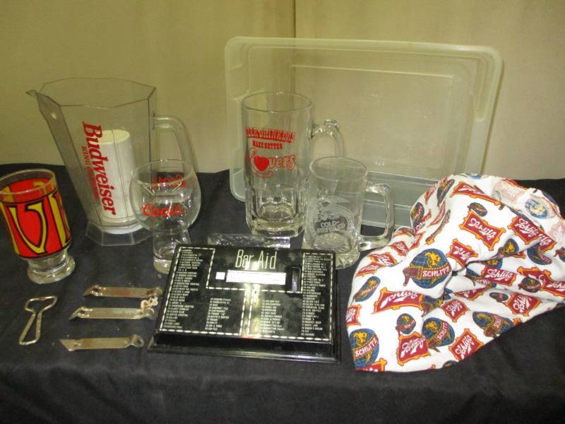 lot 40 image: Beer items, Heineken, Budweiser, Slitz and more