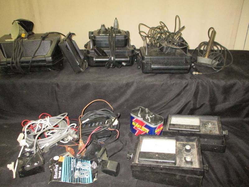 lot 73 image: Lots of various depth finders as is not tested