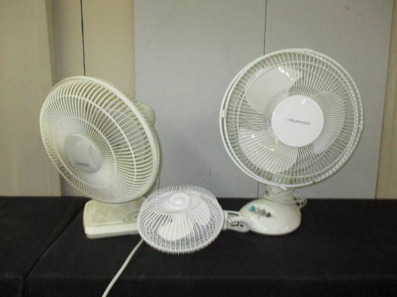 lot 102 image: 3 fans