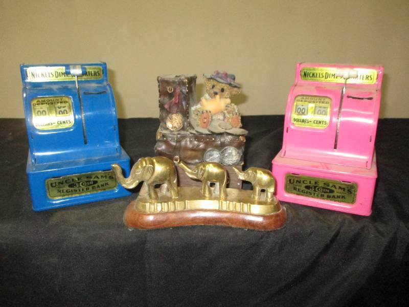 lot 115 image: 3 Banks And Elephant Piece