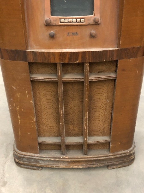 Antique Radio