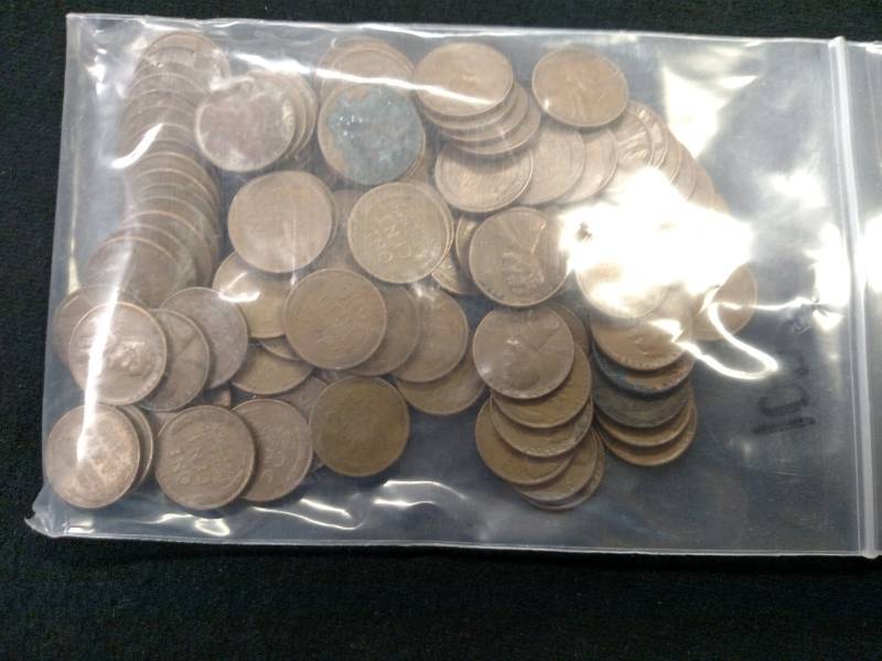 (100) Wheat Cents...