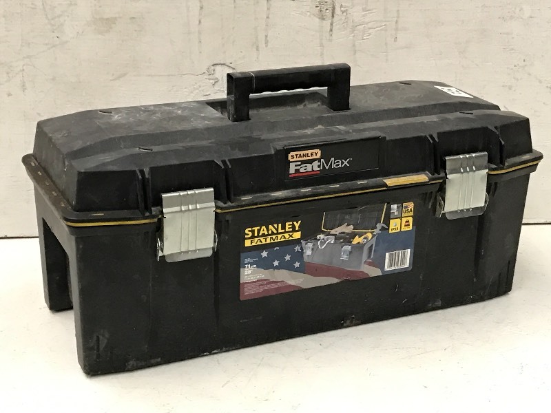 lot 82 image: Stanley Fat-Max Tool Box