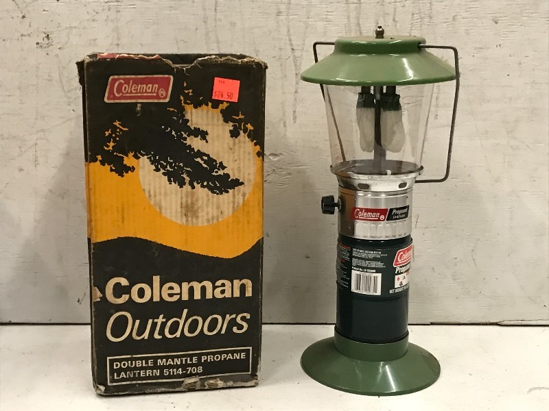 lot 115 image: Coleman Propane Lantern