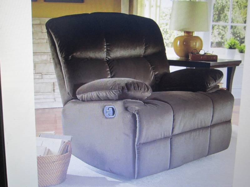 lot 26 image: Microfiber Swivel Rocker Recliner o...