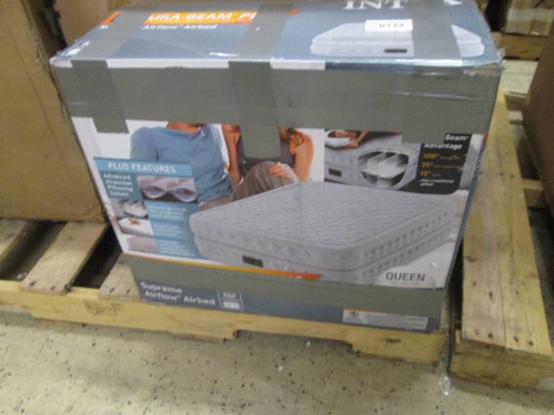 lot 41 image: Supreme Airflow Airbed open box, un...